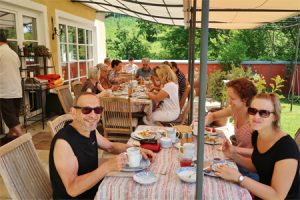 Yoga Urlaub Tauss Fruehstueck