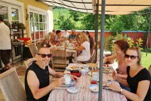 Yoga Urlaub Tauss Fruehstueck